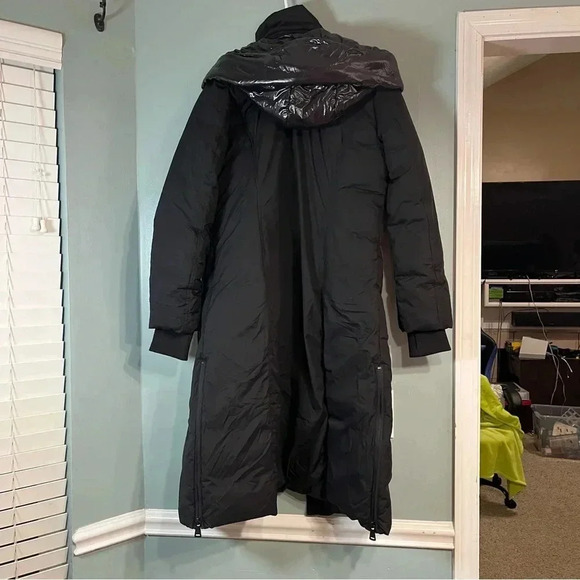 NWT Bernardo Eco Plume Long Puffer Coat Shiny hood size Largee - Picture 7 of 14